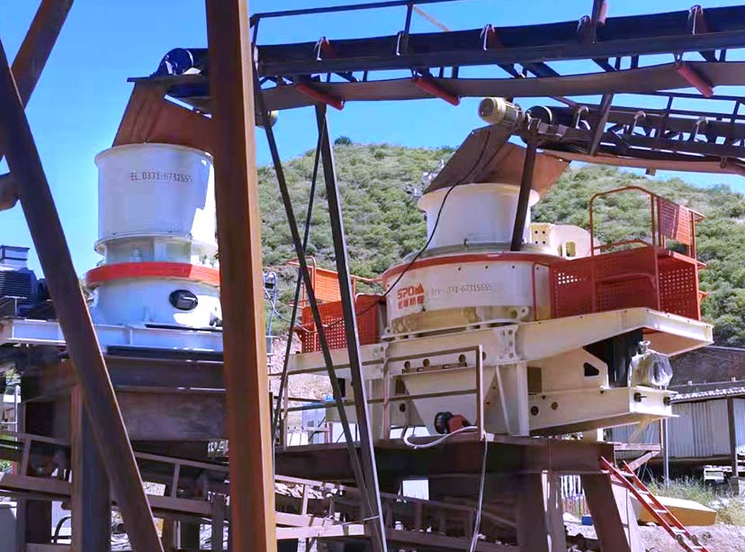 邵阳隆回石灰石尾料破碎生产线现场