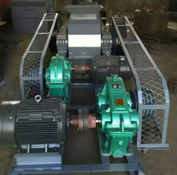 齿辊破碎机外观图