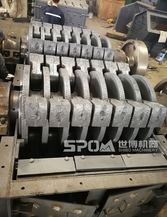 双转子制砂机内部结构特写