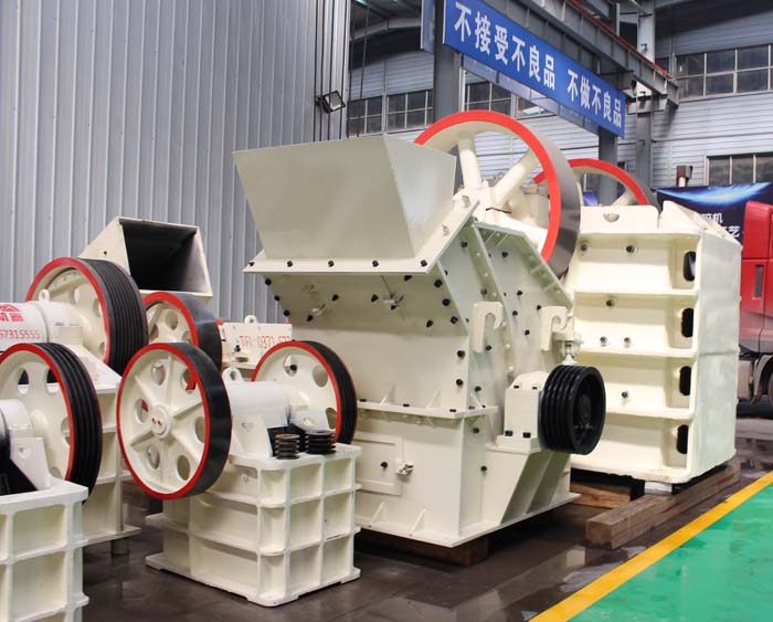 多种型号颚破生产车间 多种型号颚破生产车间