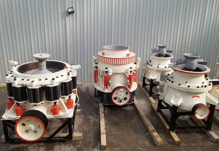 世博机器圆锥破碎机车间