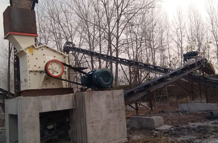 细碎机工作现场