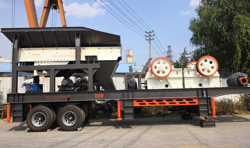 联合式移动破碎站搭载双颚破