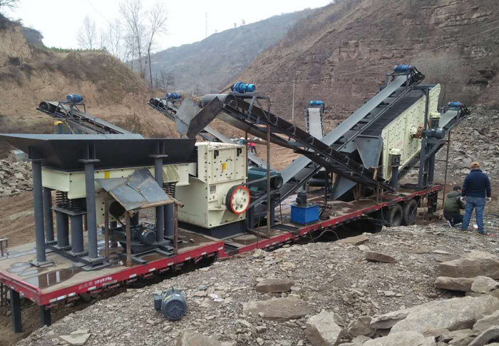 移动三合一方箱锤式破碎机