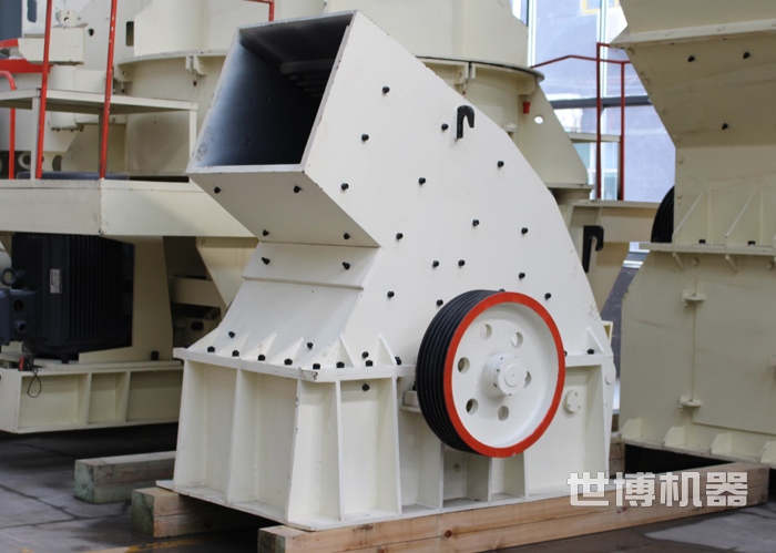 中型锤式破碎机