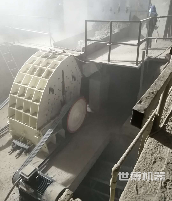 固定式重锤破工作现场