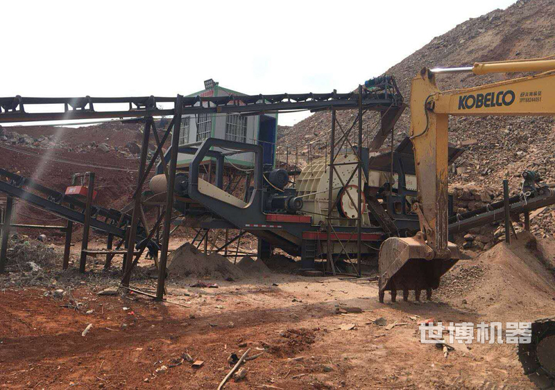 移动式重锤破工作现场