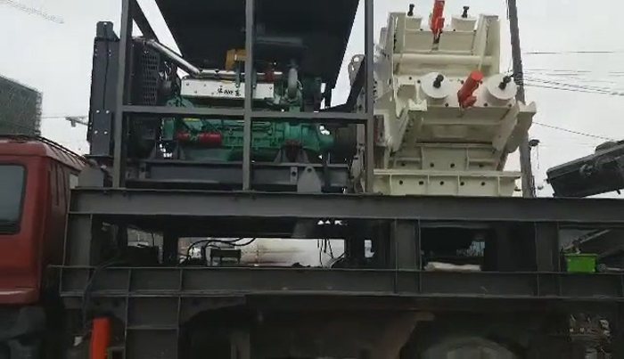 柴油动力反击式破碎站