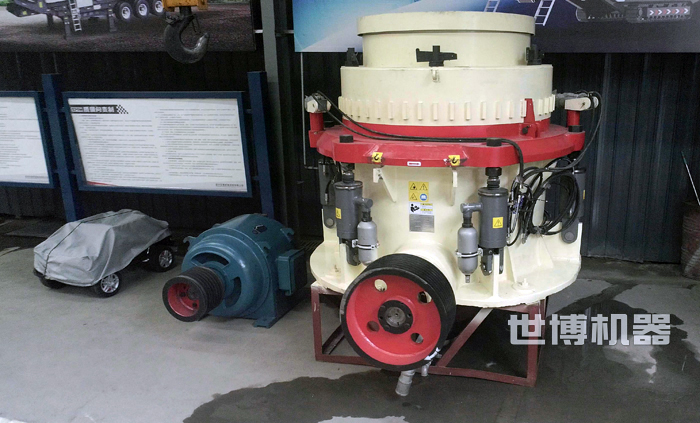 圆锥破碎机生产车间