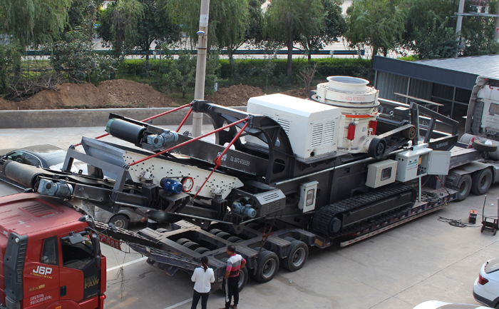 履带式破碎站发货了