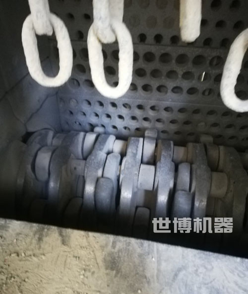 箱式破碎机的内部实拍图