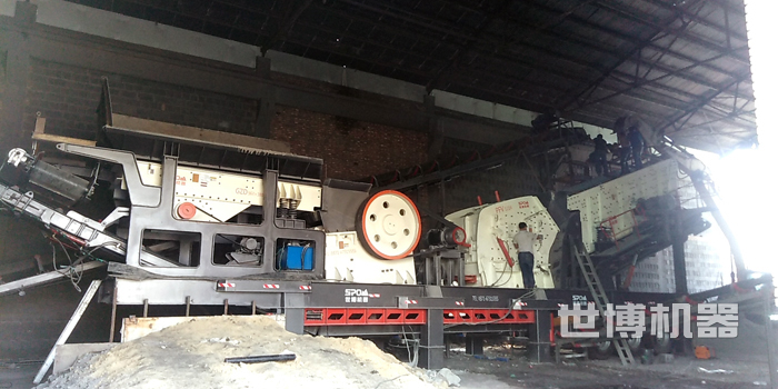可移动式石料粗碎细碎一体机现场图