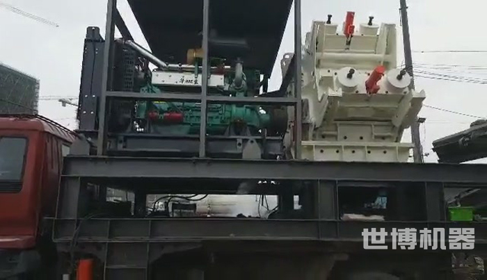 轮胎移动式破碎站