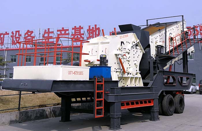 石料移动破碎车用于中段破碎