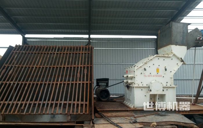 小型细碎机安装现场