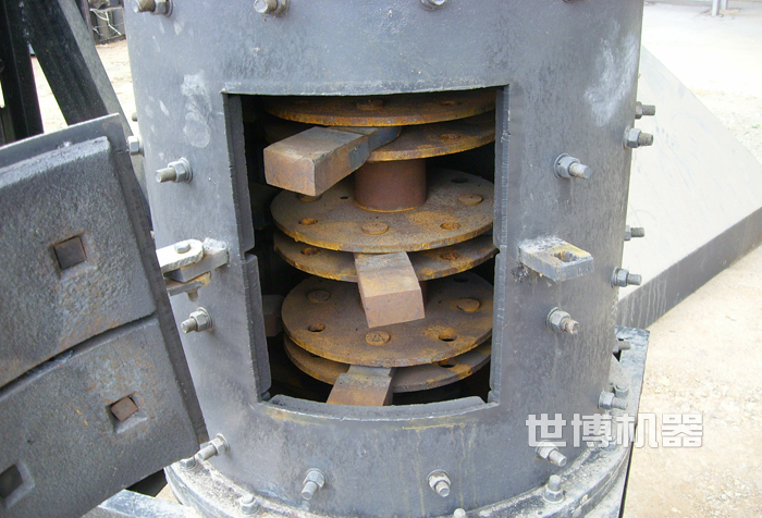立式复合破碎机内部结构图