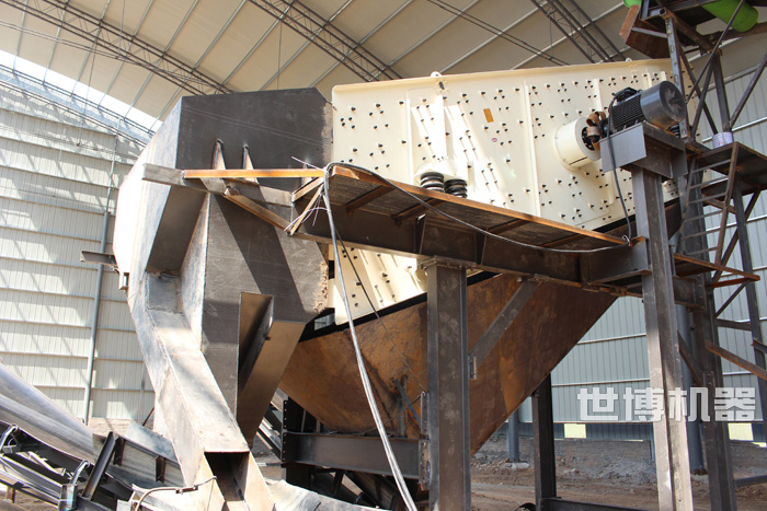 振动筛的安装现场