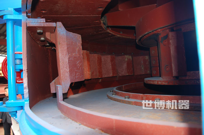 pcl制砂机内部破碎腔