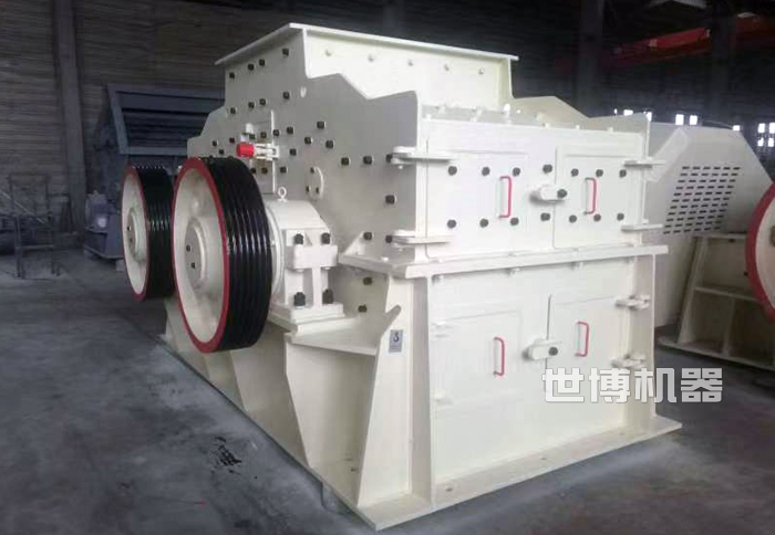 两百吨每小时的双转子锤式制砂机