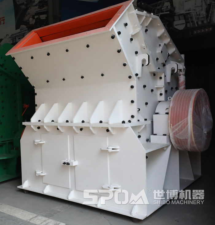 1818细碎机生产车间