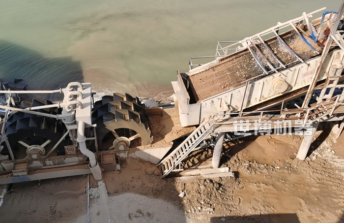 石子筛分机工作现场