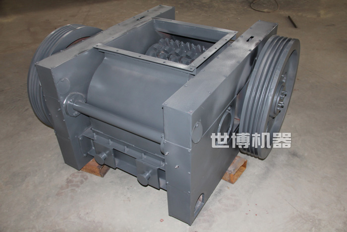 400×250狼牙式破碎机