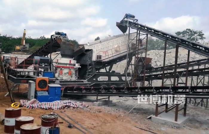 轮胎式多缸液压圆锥破筛分站