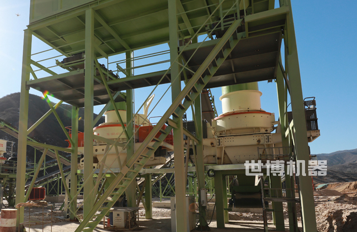 1145制砂机室外安装现场