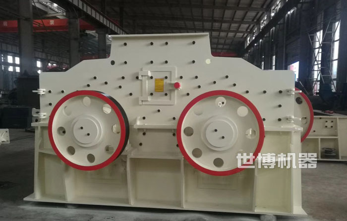 双转子卧子破碎机