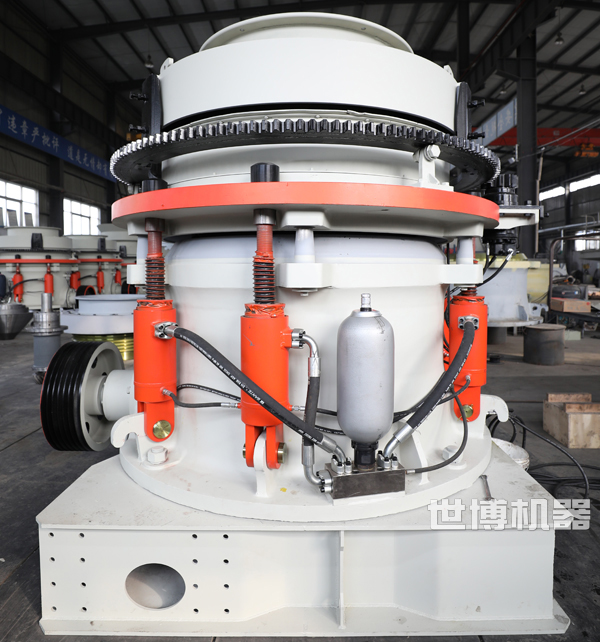 hp300圆锥破碎机生产间