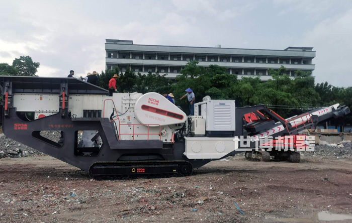 履带式颚式碎石机