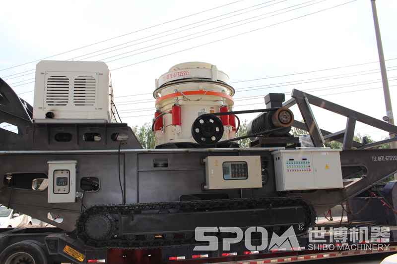 履带移动圆锥破装车发货了