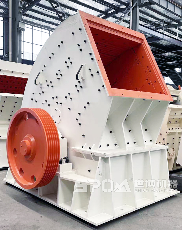 PCZ1620锤式破碎机组装完成图