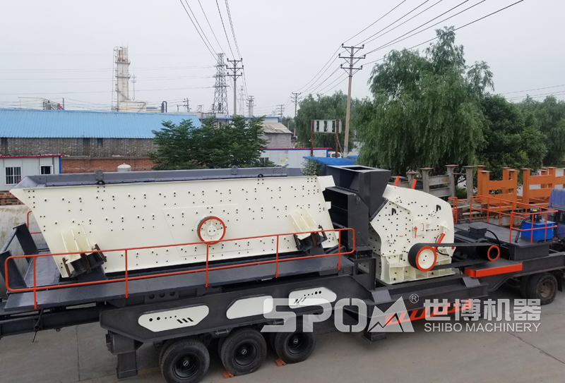 新型移动反击破碎筛分站