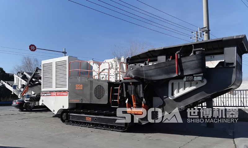 履带式大口反击破