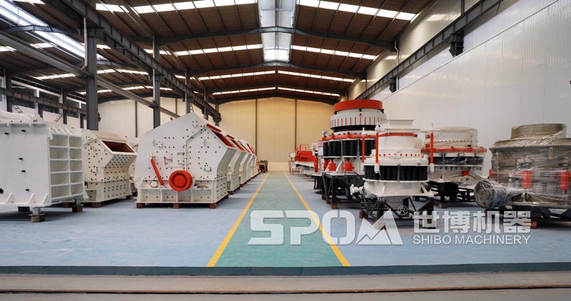 世博破碎机生产车间大图
