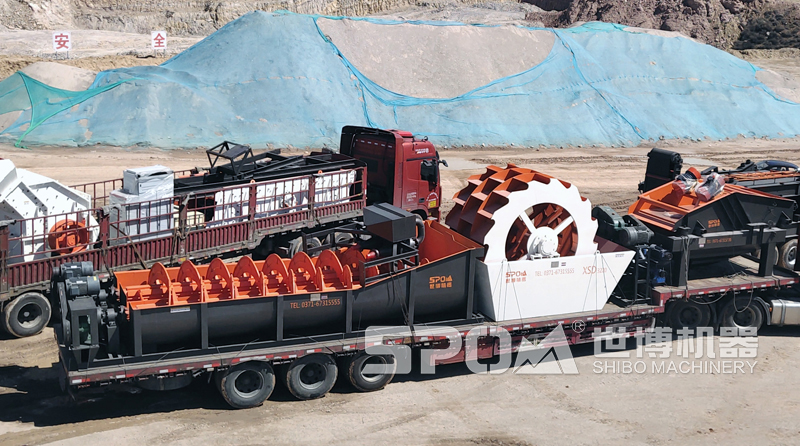 轮斗洗砂机和螺旋洗砂机发货现场