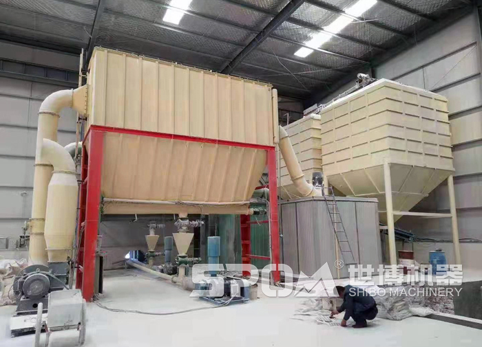 超细磨粉机安装现场