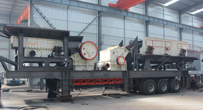 S-E57-PF1010移动破碎站生产车间