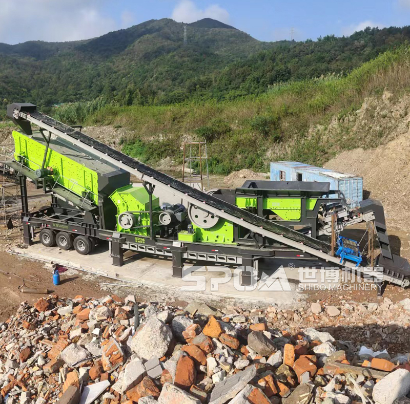 移动颚破细碎机一体机用于破碎建筑垃圾现场