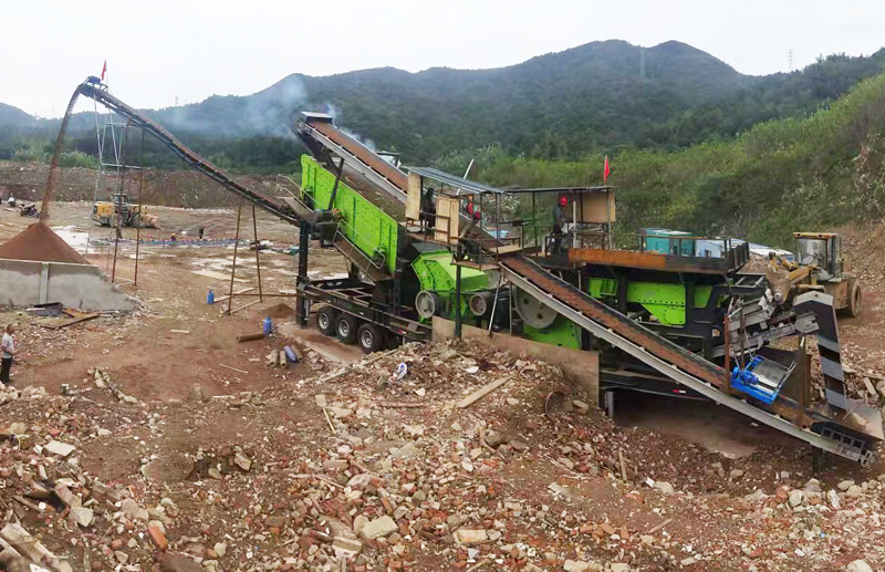 建筑垃圾粉碎现场