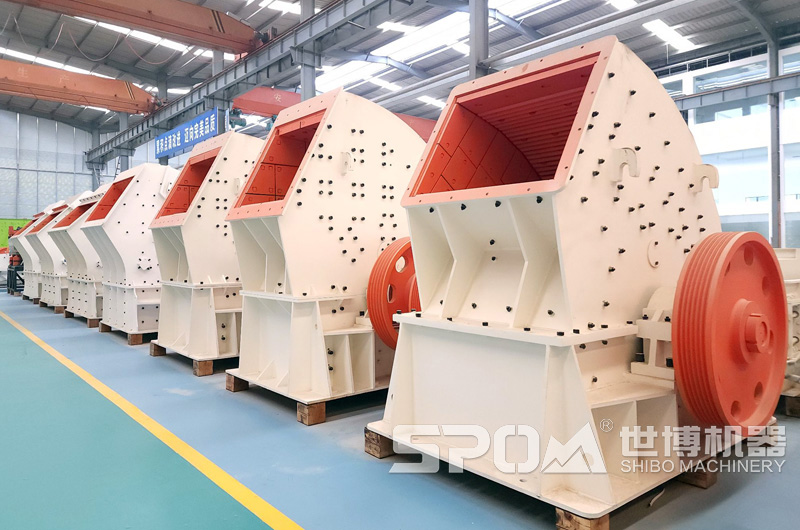 世博PCZ重锤破生产车间图