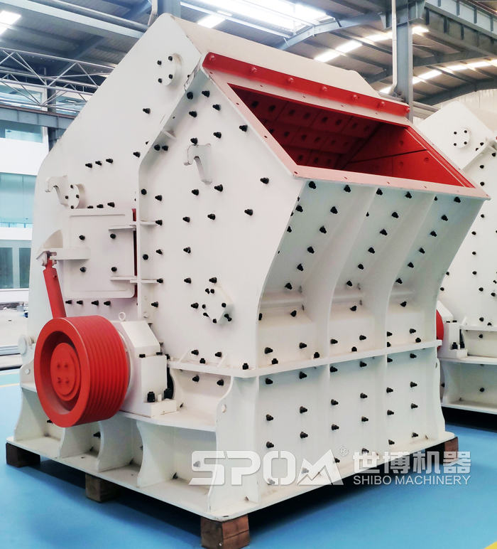 PF反击破生产车间