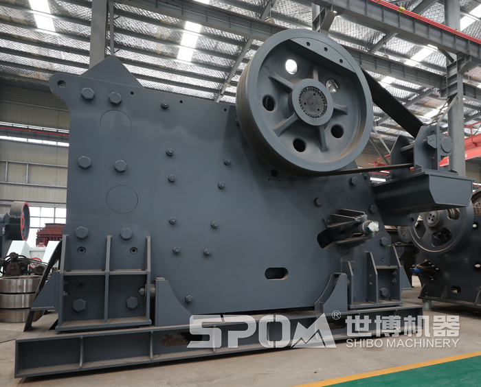 大型颚式破碎机