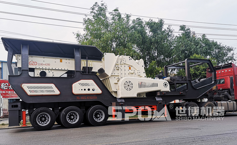 轮胎式移动反击破碎站